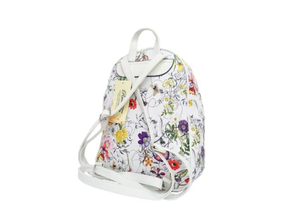 Lekerekített virágos műbőr hátizsák 5084