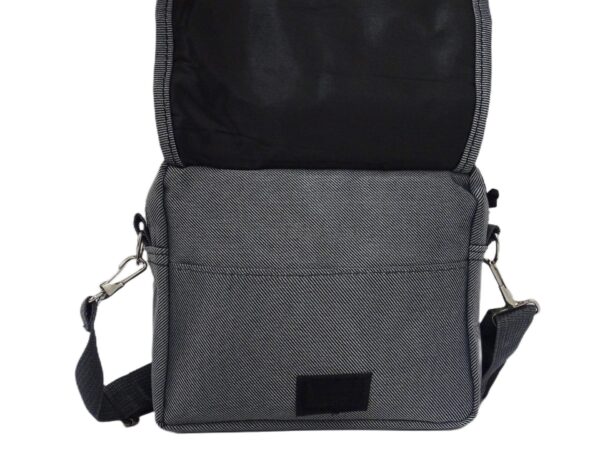 8893fin Férfi kis oldaltáska 8893