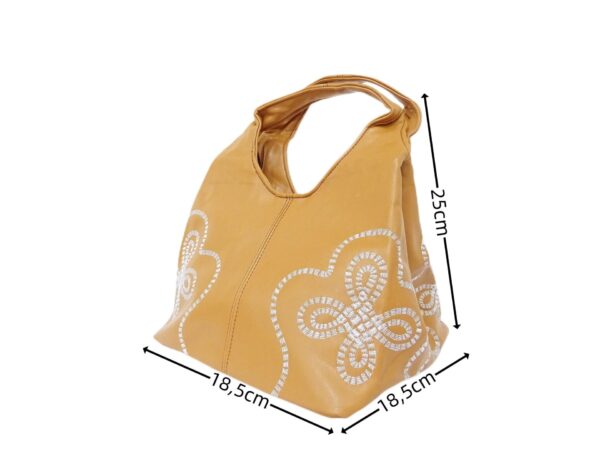 Női műbőr mini kézitáska himzéssel K001