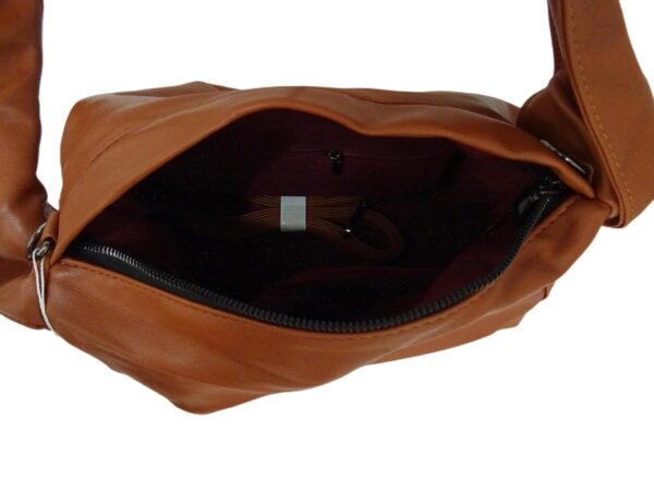 Átalakítható gyűrött kézi-válltáska QF11212