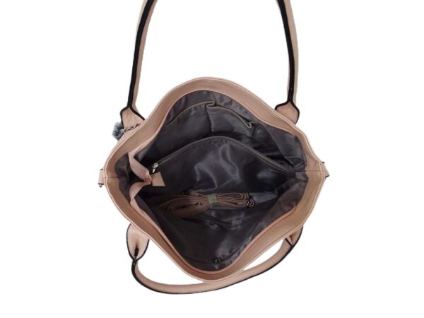 Női válltáska pomponnal 89468