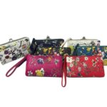 Fémcsatos műbőr pénztárca/kézitáska virág mintával K13 - 12db/doboz