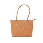 3D-s fonott mintás műbőr válltáska szett C6095