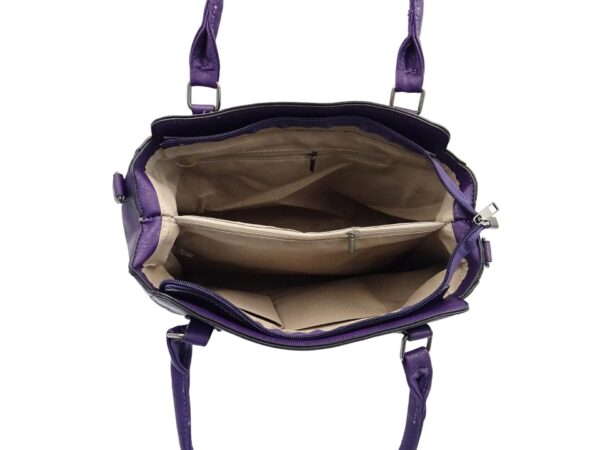 Letisztult közepes méretű válltáska DH1085