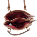 Sokzsebes közepes méretű válltáska varrás mintával 6120