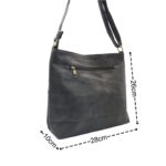 Közepes méretű sokzsebes női oldaltáska 6604