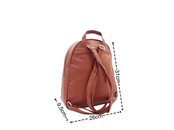 Sokzsebes hátizsák elől kettő cipzárral DL-1386