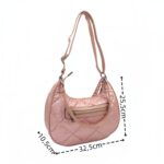 Pufis félhold alakú válltáska 9104