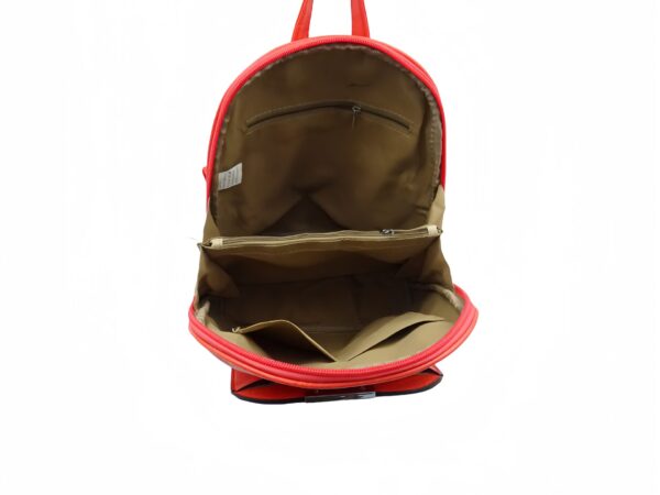 Lekerekített műbőr hátizsák H1013