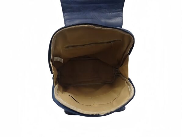 Lekerekített műbőr hátizsák lehajtóval H2856