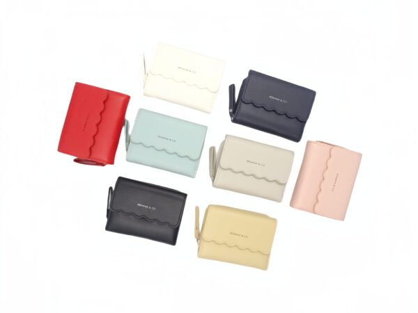 Lehajtós kis műbőr pénztárca K18 - 12db/doboz