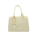 Letisztult szögletes válltáska felhelyezhető dísszel L301