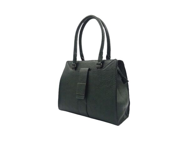 Szögletes válltáska kis lehajtóval 6002