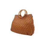 Puha műbőr kézitáska fa fogóval 9887