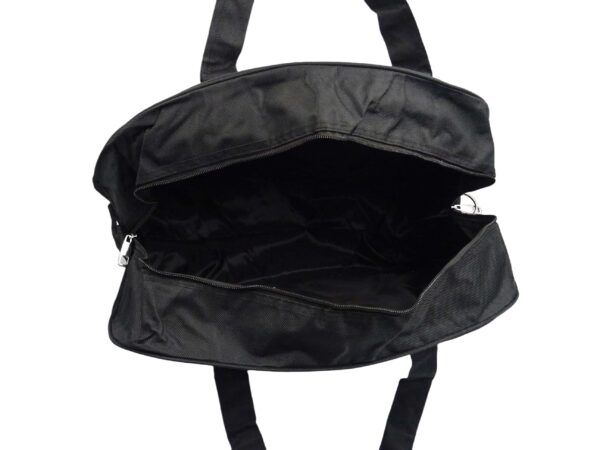 Közepes méretű utazótáska kettő rekesszel 1094