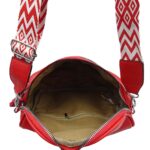 Félkör alakú oldaltáska mintás textil pánttal A057