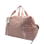 Letisztult sporttáska cipőtartóval színes pánttal 802