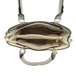 Merevített kézitáska arany fém dísszel 2040