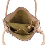 L-0205in Lekerekített válltáska rojttal díszített L-0205