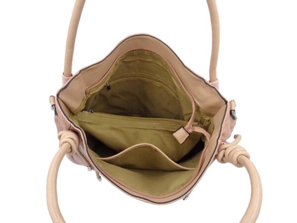 L-0205in Lekerekített válltáska rojttal díszített L-0205