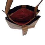 Elegáns válltáska fém zárral SM2159